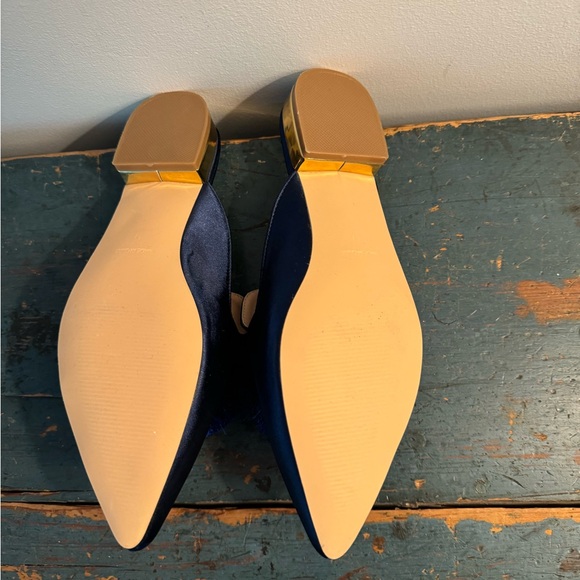 Super fun blue Pom Pom mules - Picture 3 of 6